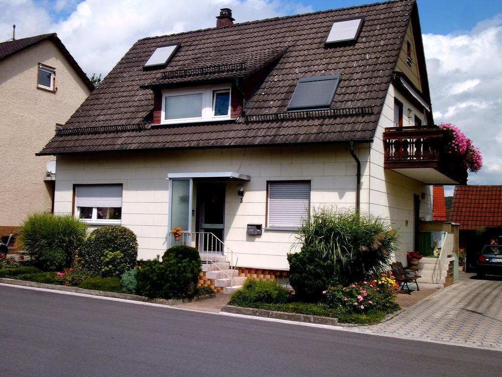 Ferienappartement Obrigheim موسباخ الغرفة الصورة
